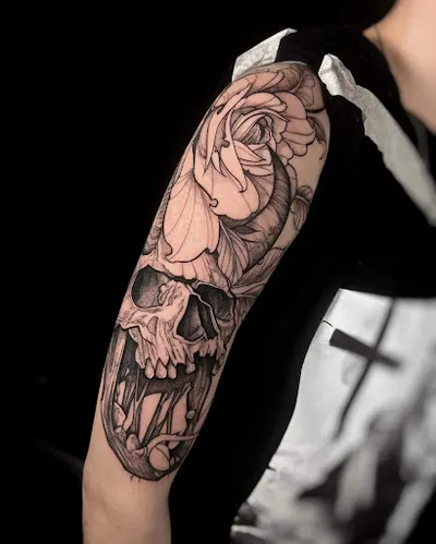 NewKind Tattoo - Studio Tatuażu oraz Piercingu Białystok - tatuaż piercing